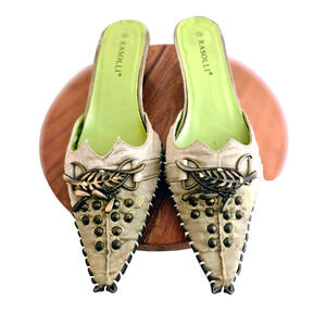 Rasolli vintage-style light green pointed-toe mules with embellishments 7.5